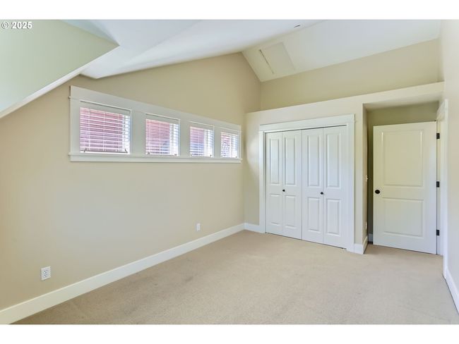 2 - 570 2 Nd St, House attached with 2 bedrooms, 3 bathrooms and 1 parking in Lake Oswego OR | Image 17