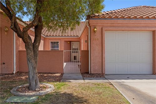 704 Appletree Ln, Mesquite, NV, 89027-2572 | Card Image