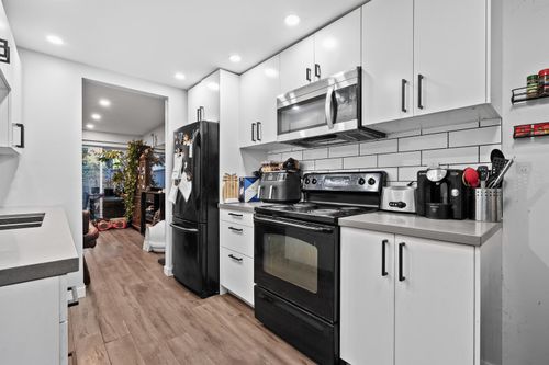 144-7470 138 St, Surrey, BC, V3W6G4 | Card Image