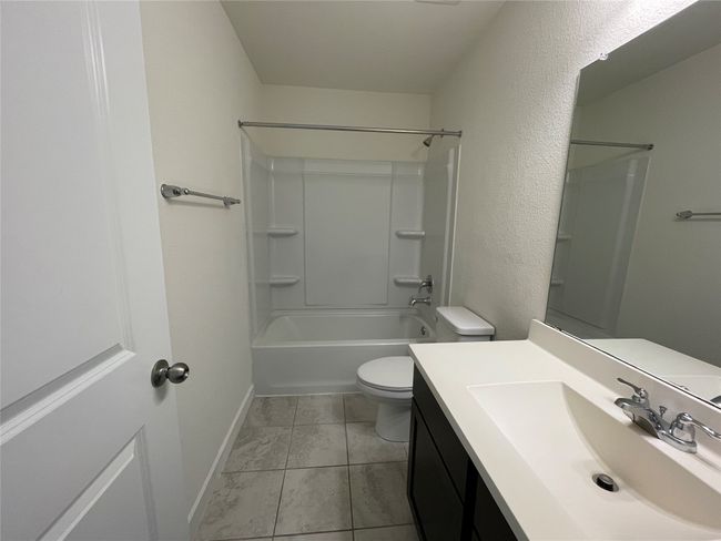11920 Emerald Springs Ln, House other with 3 bedrooms, 2 bathrooms and 2 parking in Manor TX | Image 18