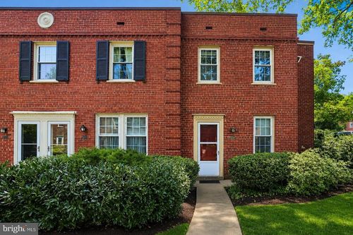 620-2601 16th St S, ARLINGTON, VA, 22204-4951 | Card Image