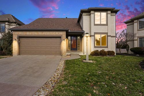 1354 Lorine Pl, Columbus, OH, 43235-5127 | Card Image