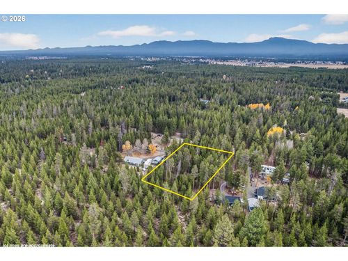51261 Parker Rd, La Pine, OR, 97739-9439 | Card Image