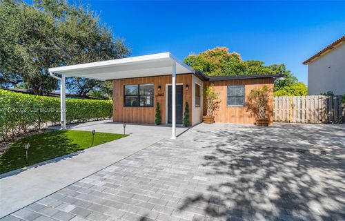 5647 Lincoln St, Hollywood, FL, 33021-5639 | Card Image