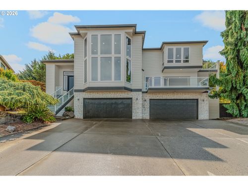 2222 Nw Iris Ct, Camas, WA, 98607-5002 | Card Image