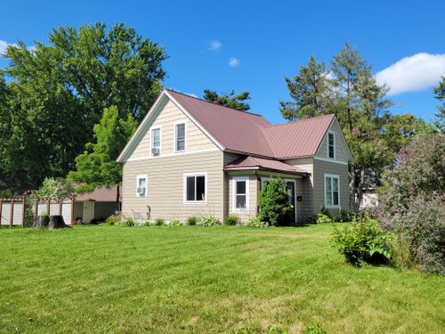 307 Forest Avenue W, Mora, MN, 55051 | Card Image