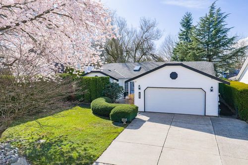 5935 169a St, Surrey, BC, V3S6Y6 | Card Image