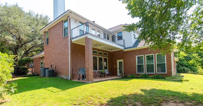 Back view - patio & balcony | Image 37