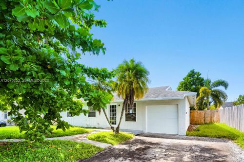 8220 Sw 6th St, North Lauderdale, FL, 33068-2016 | Card Image