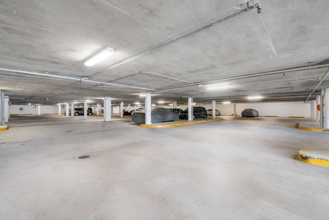 APT-11C - 5070 N Ocean Dr, Condo with 2 bedrooms, 2 bathrooms and null parking in Riviera Beach FL | Image 20