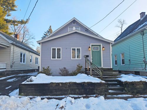 32 Eagle Street, Scotia, NY, 12302 | Card Image