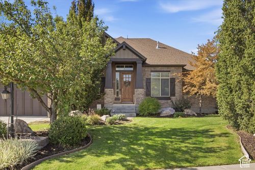 145 Vista Dr, Kaysville, UT, 84037 | Card Image