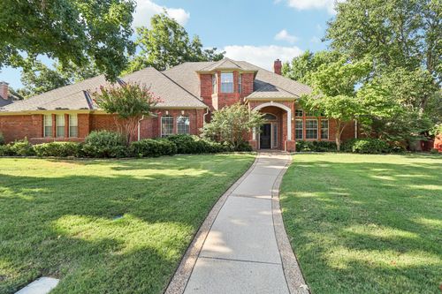 2805 Red Oak Ct E, Colleyville, TX, 76034-5153 | Card Image