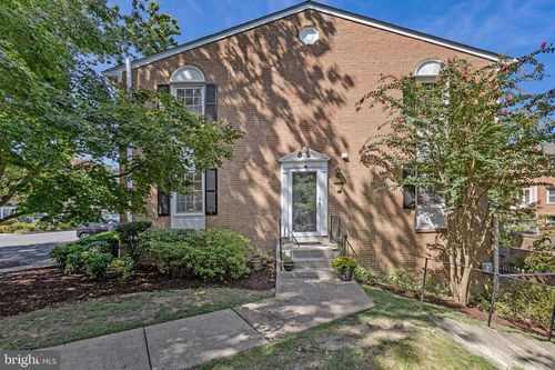 2655 Centennial Ct, ALEXANDRIA, VA, 22311-1303 | Card Image