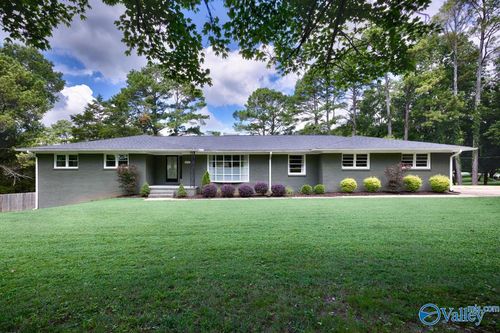 8620 Valley View Drive, Huntsville, AL, 35802 | Card Image