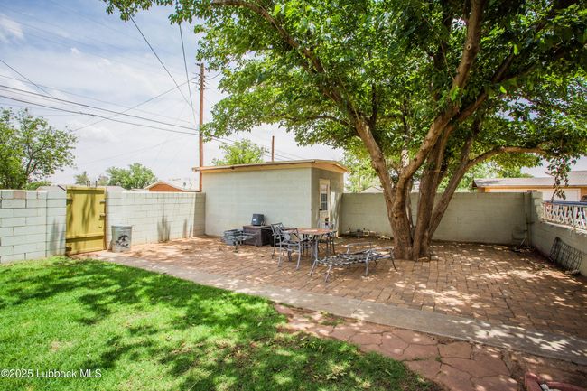 202 N 19 Th St, House other with 3 bedrooms, 3 bathrooms and null parking in Lamesa TX | Image 32