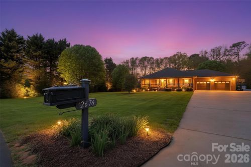 2676 Gold Rush Dr, Lincolnton, NC, 28092-7865 | Card Image
