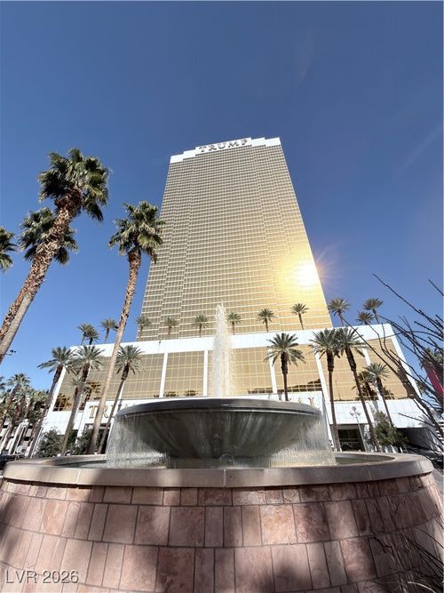 3804-2000 N Fashion Show Dr, Las Vegas, NV, 89109-1936 | Card Image