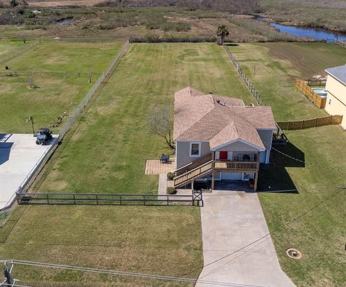 2027 103rd St, Galveston, TX, 77554-6400 | Card Image