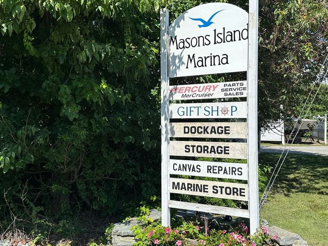Community marina at "Mason's Island Marina". | Image 6