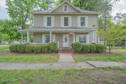 235 S Minnesota Ave, Columbus, KS, 66725-1727 | Card Image