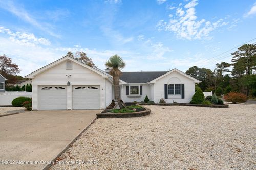 2 Terrace Ct, West Creek, NJ, 08092-9670 | Card Image