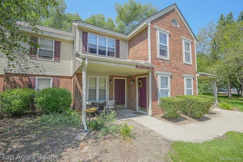 1676 Clemens Cir, Rochester Hills, MI, 48307-5600 | Card Image