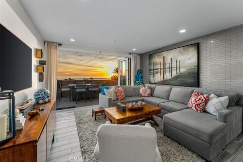 106-700 S The Strand, Oceanside, CA, 92054 | Card Image