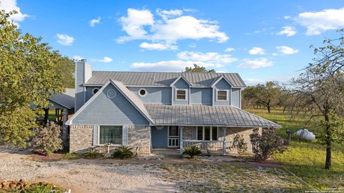 144 County Road 789, Natalia, TX, 78059-2074 | Card Image