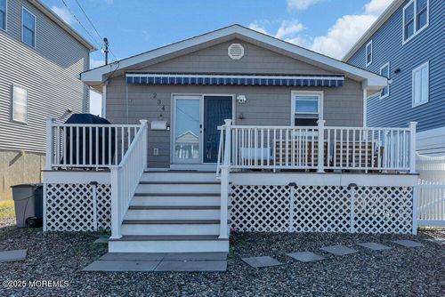 234 3rd Ave, Manasquan, NJ, 08736-3336 | Card Image