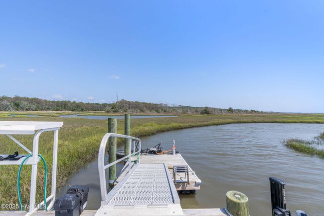 316 Bettie Path Rd, House other with 2 bedrooms, 2 bathrooms and null parking in Beaufort NC | Image 12