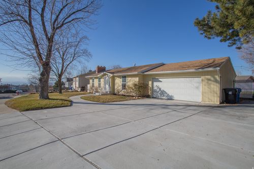 1579 E 8730 S, Sandy, UT, 84093-1550 | Card Image