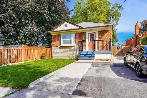 4 Gully Dr, Scarborough, ON, M1K4W2 | Card Image