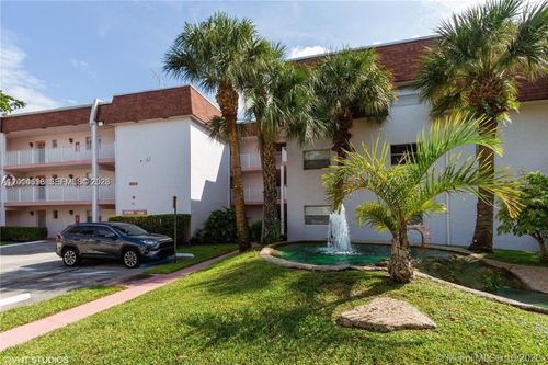 a303-8000 Lagos De Campo Blvd, Tamarac, FL, 33321-3851 | Card Image
