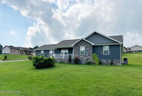 198 Altina Cir, New Tazewell, TN, 37825-4767 | Card Image