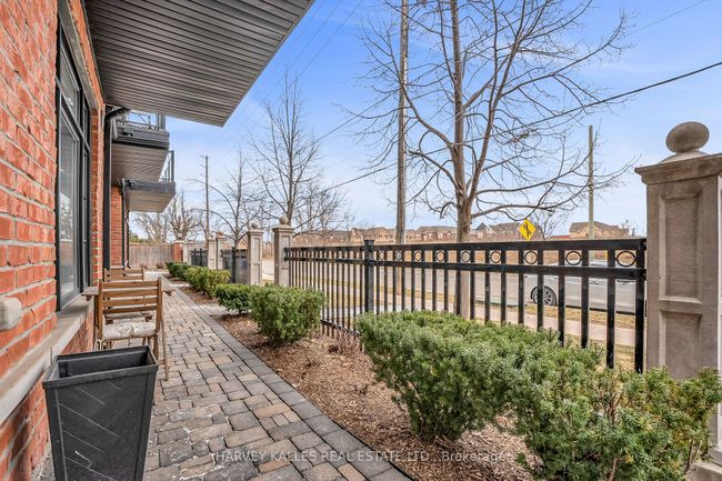 58 - 8161 Kipling Ave, Condo with 1 bedrooms, 1 bathrooms and 1 parking in Vaughan ON | Image 5
