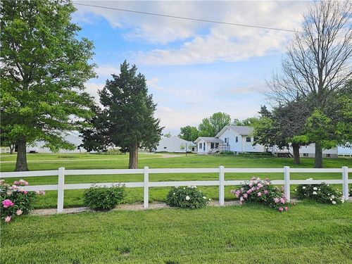 19916 Nw 1600th Rd, Garnett, KS, 66032-8293 | Card Image