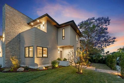 1375 Pacific Beach Dr, San Diego, CA, 92109-5277 | Card Image