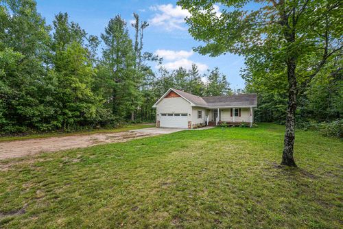 5251 Pinecrest Dr, Elmira, MI, 49730-9054 | Card Image