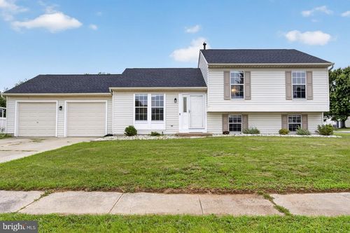 112 Ermine Dr, NEW CASTLE, DE, 19720-4690 | Card Image