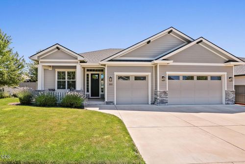 350 Kansas Dr, Medford, OR, 97504-9190 | Card Image