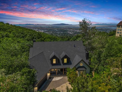 2692 Grand Oak Cir, Bountiful, UT, 84010-2444 | Card Image