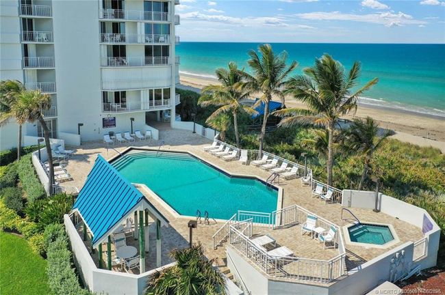 APT-1204 - 9600 Ocean Dr, Condo with 2 bedrooms, 2 bathrooms and null parking in Jensen Beach FL | Image 39