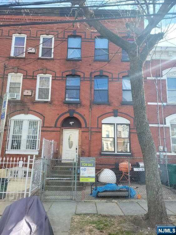 Residential in Newark 3