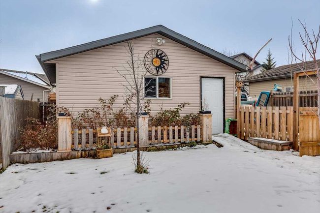 45 Wildrose Dr, House detached with 4 bedrooms, 2 bathrooms and 4 parking in Sylvan Lake AB | Image 48