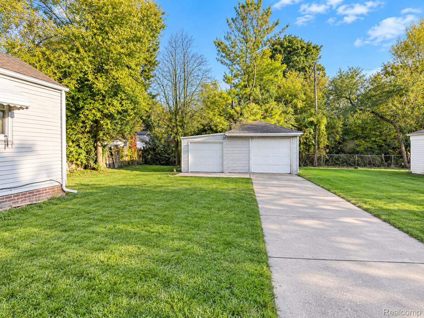 Residential Lease in Inkster 4