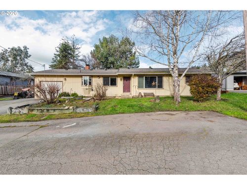 2031 Kincheloe Ln, Myrtle Point, OR, 97458-1662 | Card Image