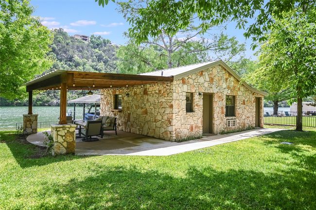 2305 Manana St, House other with 4 bedrooms, 4 bathrooms and 6 parking in Austin TX | Image 28