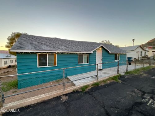 75 N High School Ave, Superior, AZ, 85173-2646 | Card Image