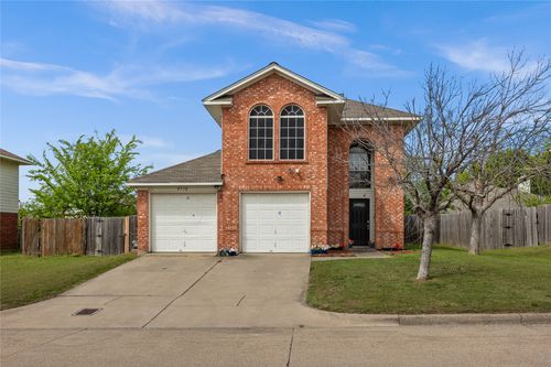 8532 Tallahassee Ln, Fort Worth, TX, 76123-1752 | Card Image